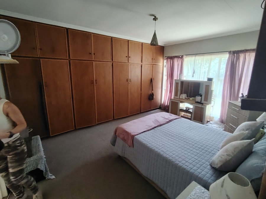 2 Bedroom Property for Sale in Pellissier Free State